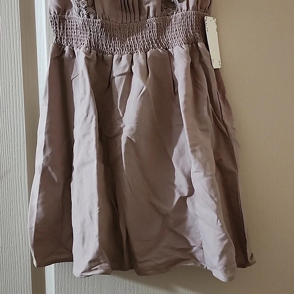 Lace Tan/Beige Mini Dress - Picture 4 of 7